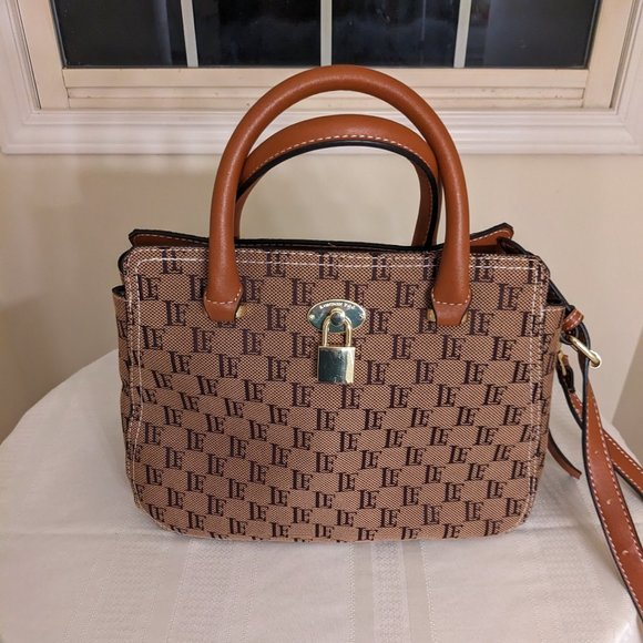 London Fog, Dark Brown Logo Canvas , Kate Satchel Style, Slightly use. - Picture 1 of 12